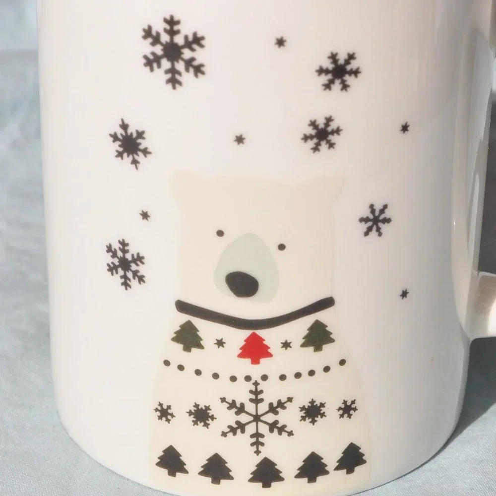 *BOGO mugs* 2022 NWT Crate & Barrel polar bear mug 2022 forest friends (547w)